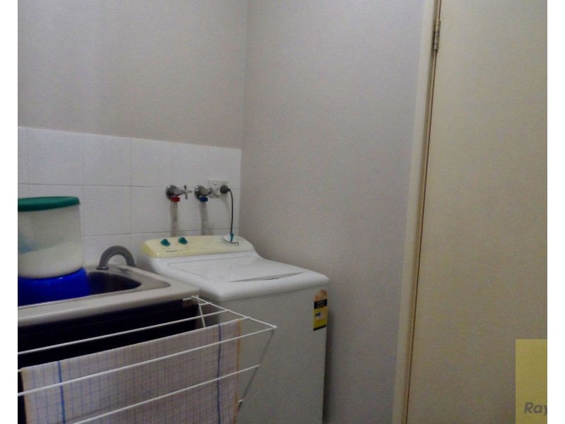 10/11 Serls Street, Armadale WA 6112