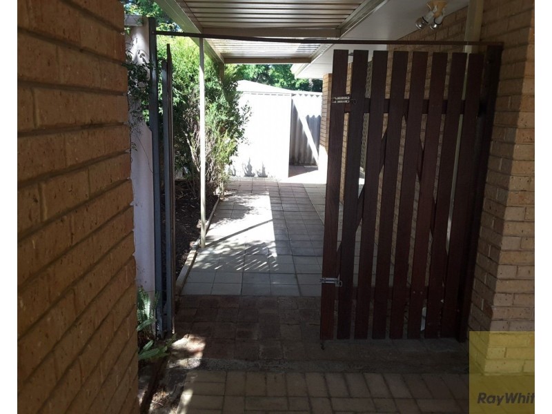 11/15 Dale Road, Armadale WA 6112