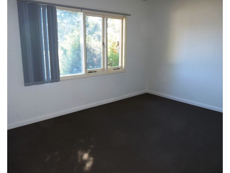 17 Abingdon Place, Kelmscott WA 6111