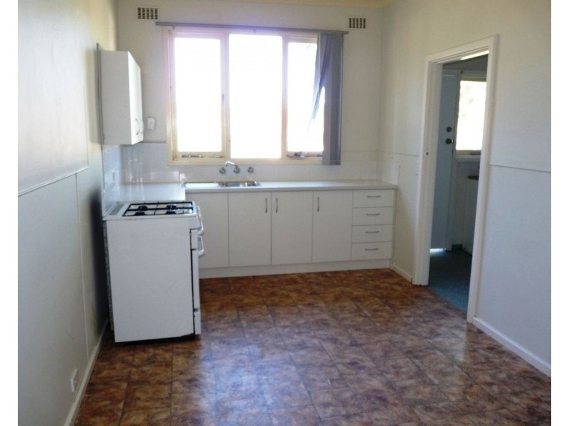 17 Abingdon Place, Kelmscott WA 6111