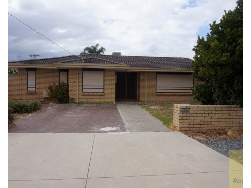 9 Seville Drive, Seville Grove WA 6112