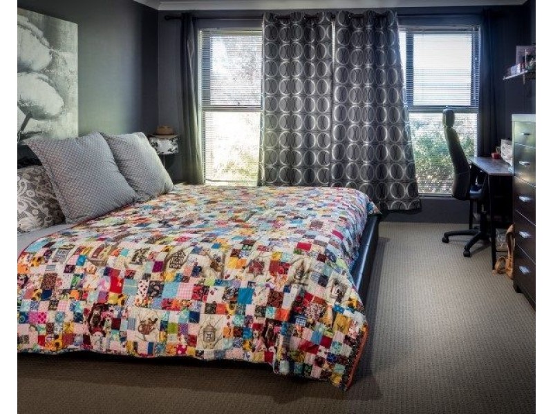 32 Munday Avenue, Brookdale WA 6112