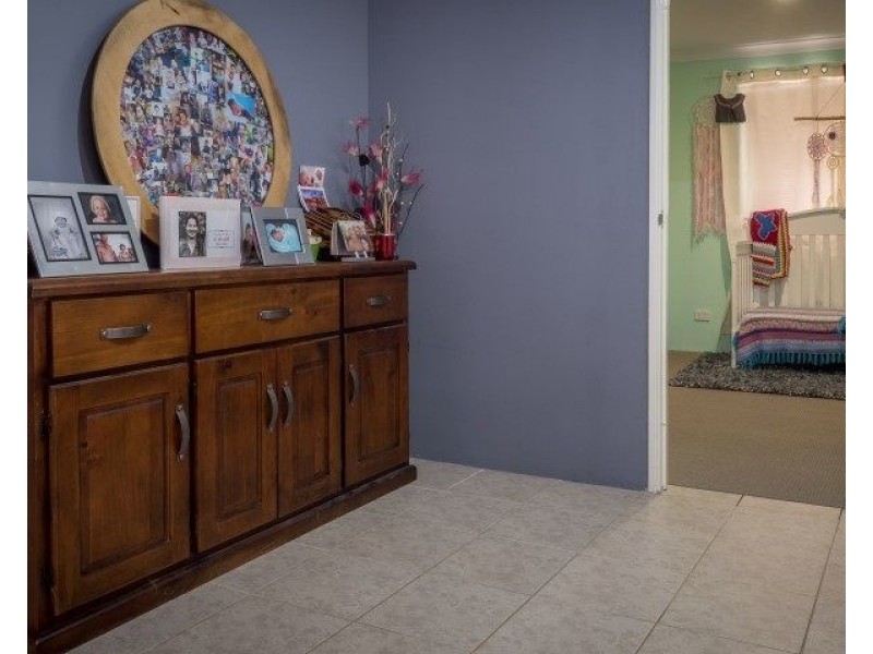 32 Munday Avenue, Brookdale WA 6112