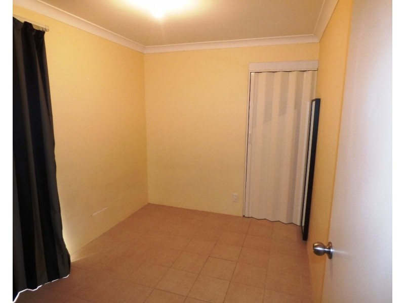 8/23 Quarram Way, Gosnells WA 6110