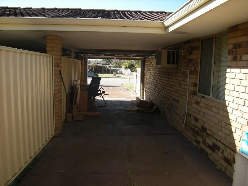 20A Denning Court, Seville Grove WA 6112