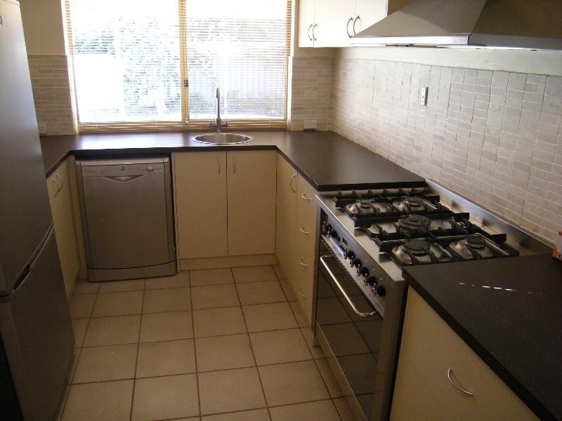 20A Denning Court, Seville Grove WA 6112