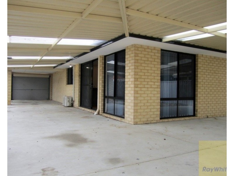 3 Morolo Street, Seville Grove WA 6112