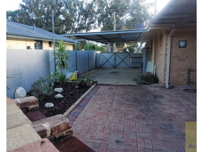 18 Tijuana Road, Armadale WA 6112
