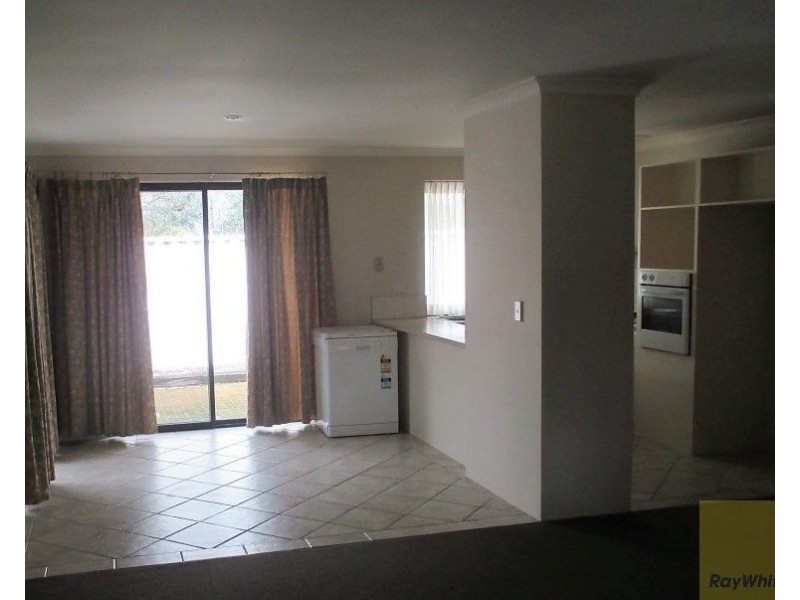 8/27 Babington Crescent, Bayswater WA 6053