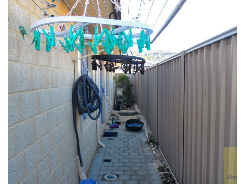 4 Podger Way, Brookdale WA 6112