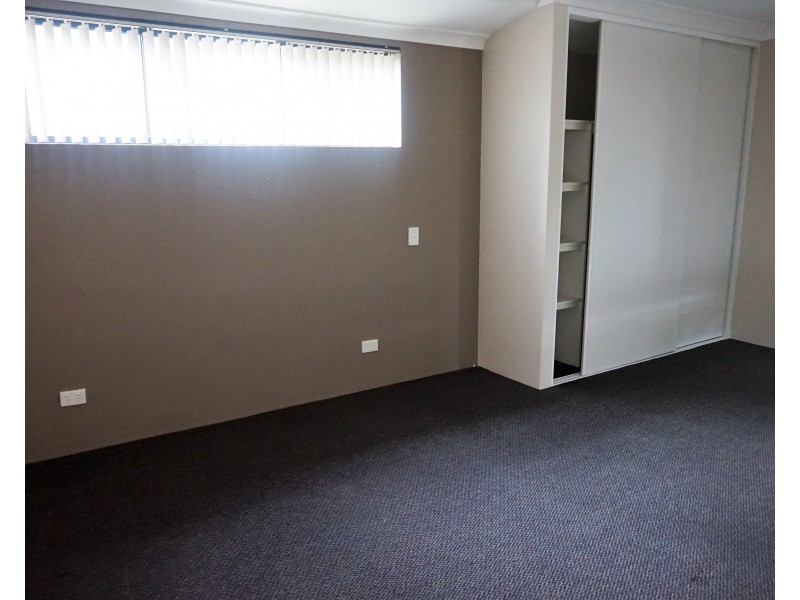 33a Lensham Place, Armadale WA 6112