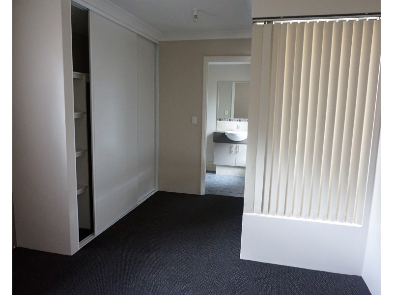 33a Lensham Place, Armadale WA 6112