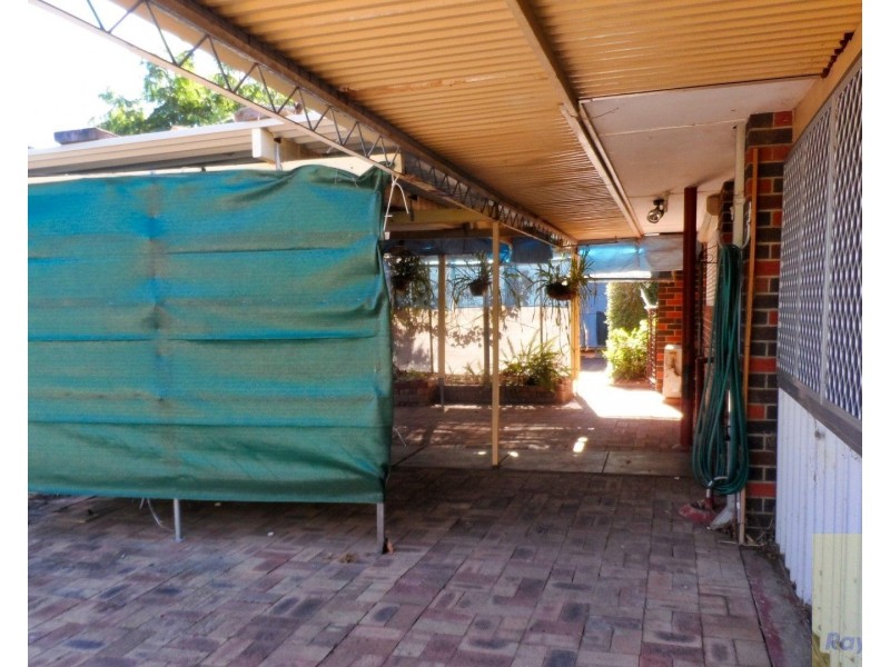 37 Townley Street, Armadale WA 6112