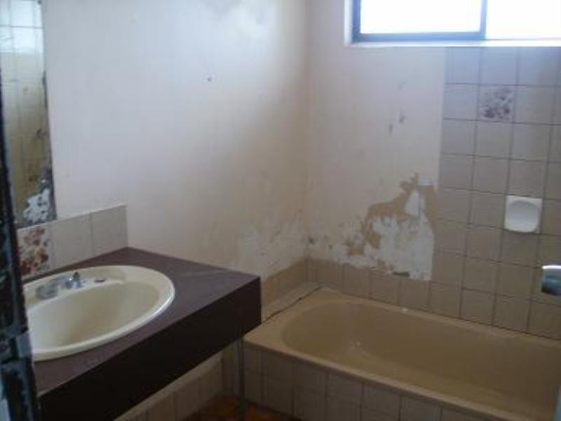 8 Barge Court, Armadale WA 6112