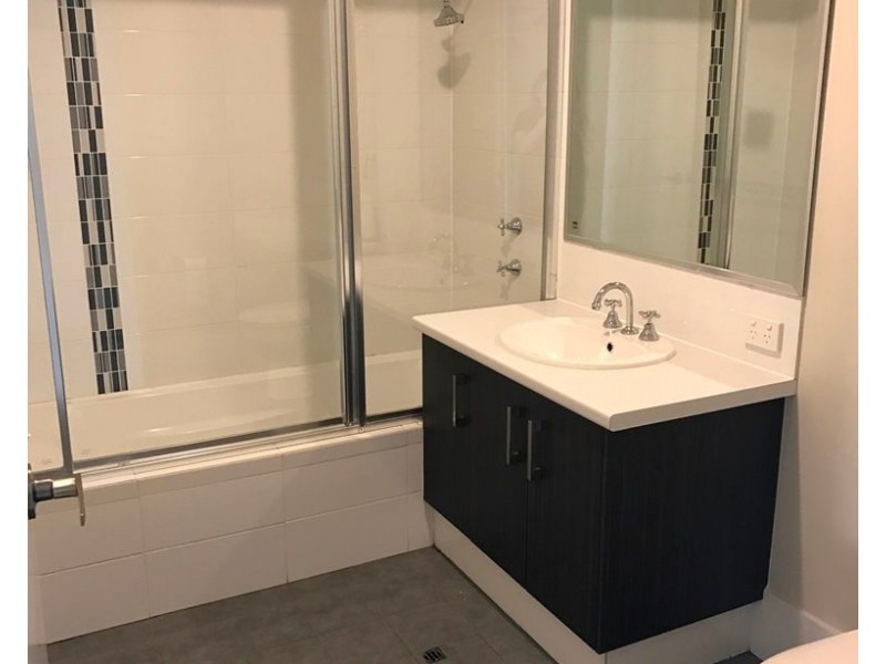 62a Williams Road, Armadale WA 6112