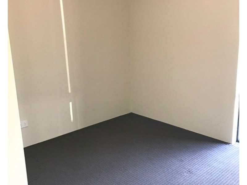 62a Williams Road, Armadale WA 6112