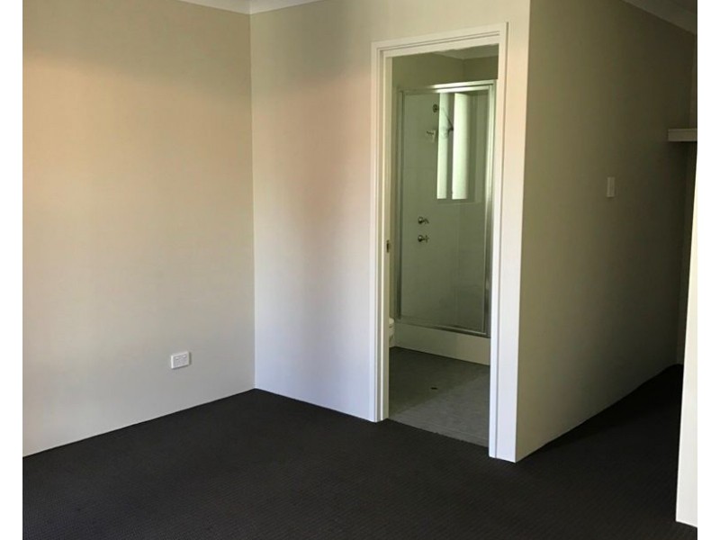 62a Williams Road, Armadale WA 6112