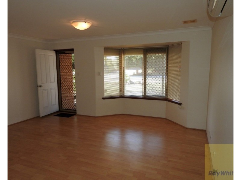 22 Seville Drive, Seville Grove WA 6112