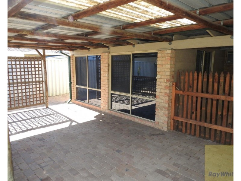 22 Seville Drive, Seville Grove WA 6112