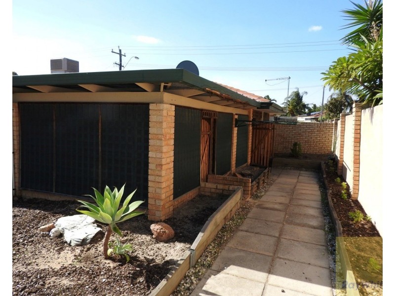 22 Seville Drive, Seville Grove WA 6112