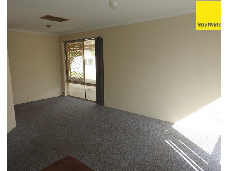 18 Abernethy Grove, Seville Grove WA 6112