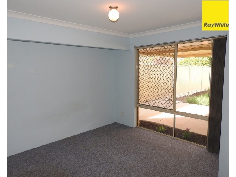 18 Abernethy Grove, Seville Grove WA 6112