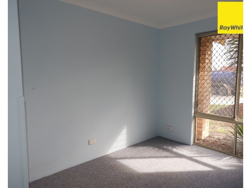 18 Abernethy Grove, Seville Grove WA 6112