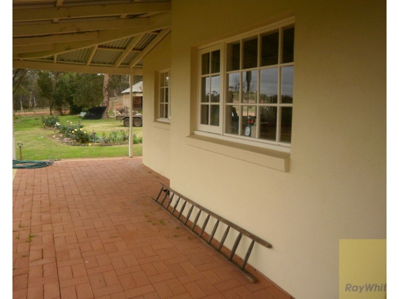 24 Balfour Street, Pingelly WA 6308