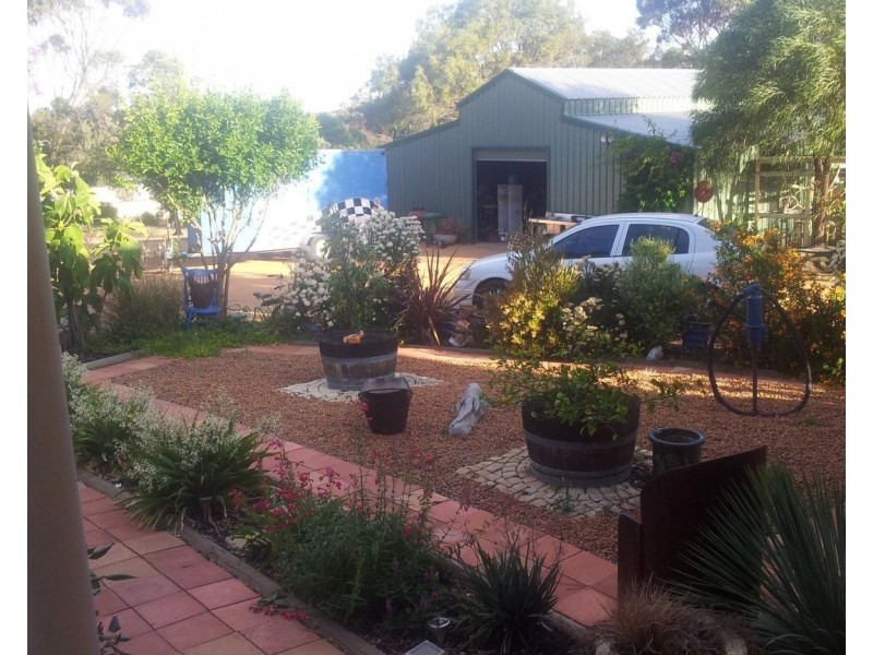 24 Balfour Street, Pingelly WA 6308