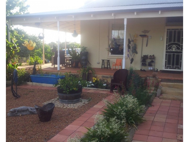 24 Balfour Street, Pingelly WA 6308