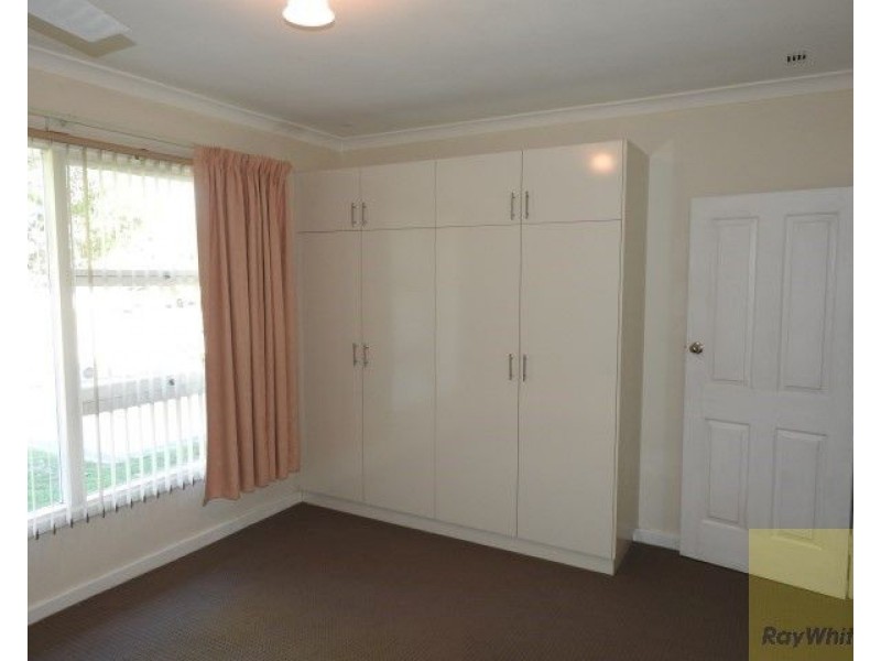 19 Dawson Street, Armadale WA 6112