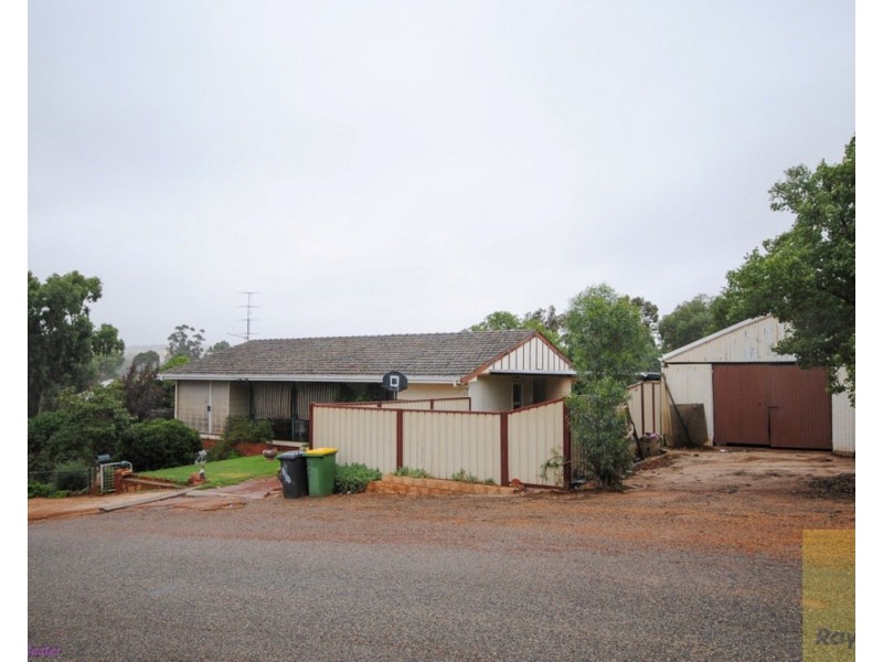 29 Meares Street, York WA 6302