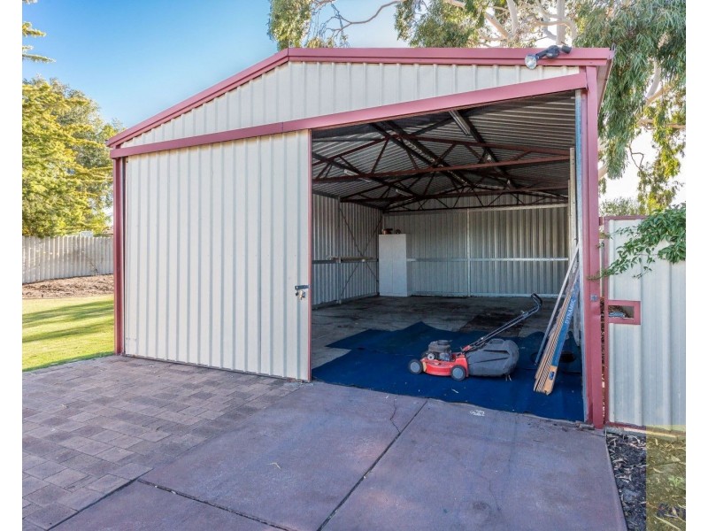 9 Rainbird Road, Gosnells WA 6110