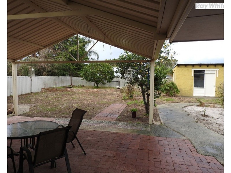 22 Anaconda Drive, Gosnells WA 6110