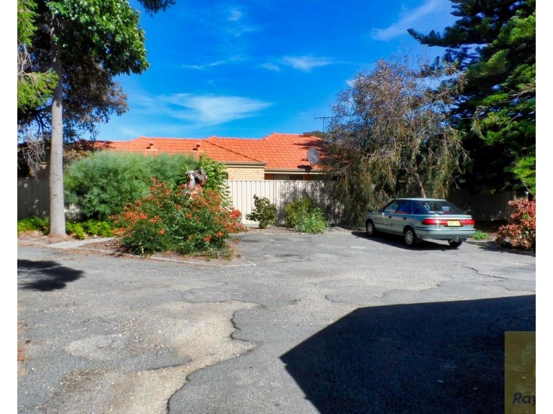 27C Robin Hood Avenue, Armadale WA 6112