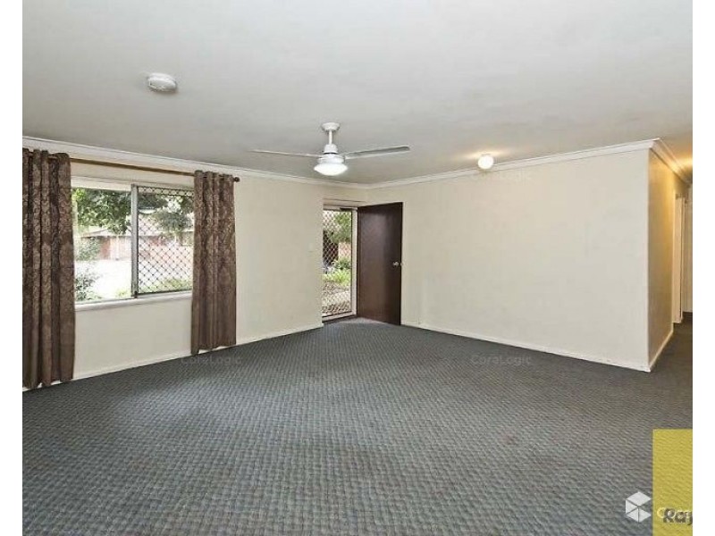 27D Robin Hood Avenue, Armadale WA 6112