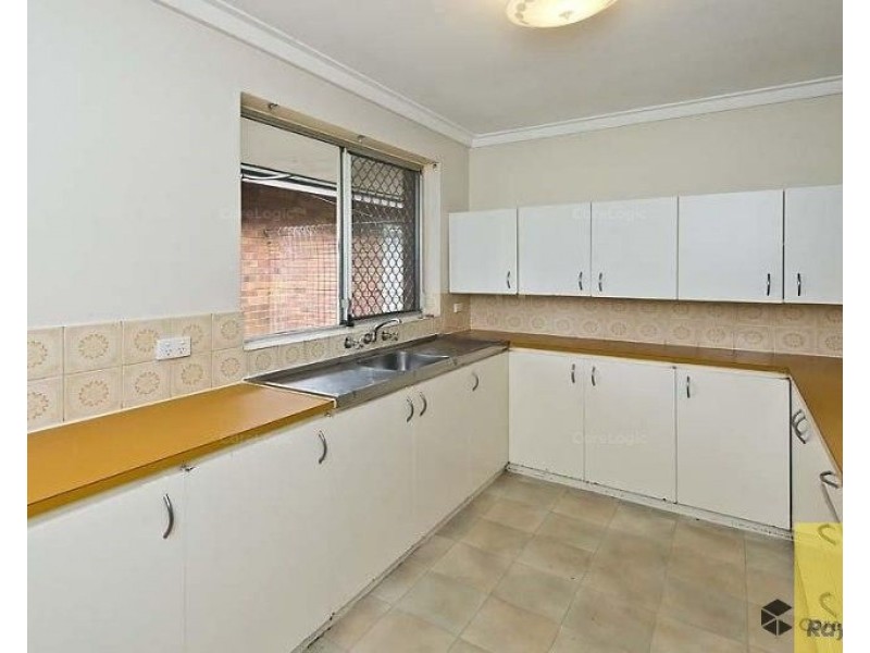 27D Robin Hood Avenue, Armadale WA 6112