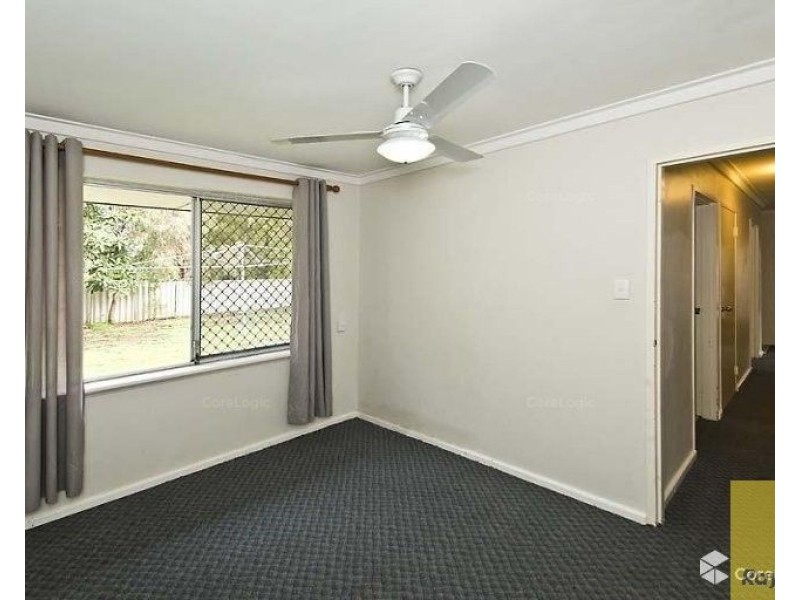 27D Robin Hood Avenue, Armadale WA 6112