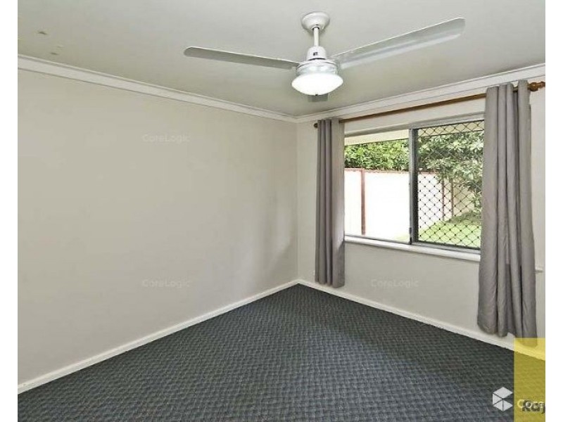 27D Robin Hood Avenue, Armadale WA 6112