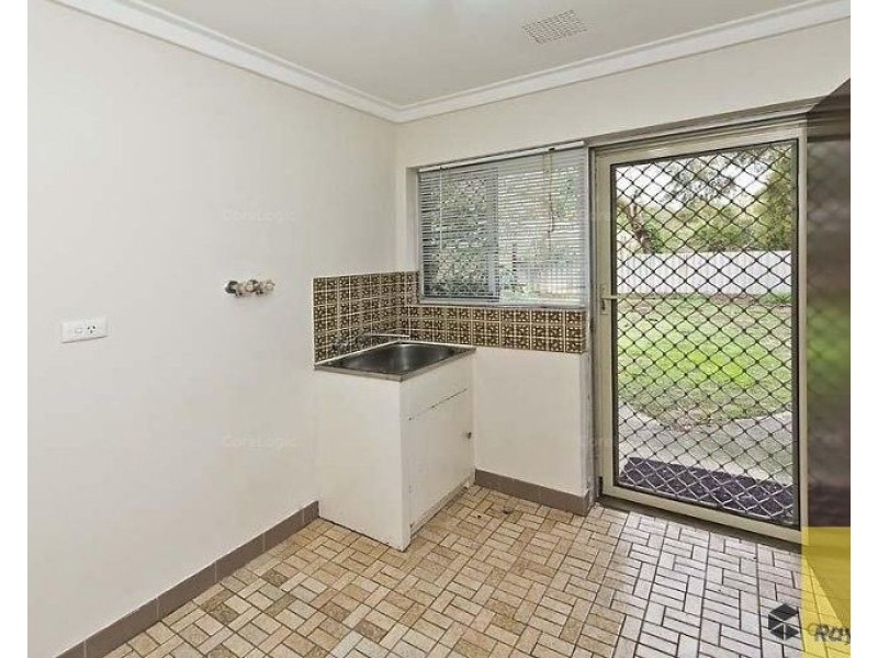 27D Robin Hood Avenue, Armadale WA 6112
