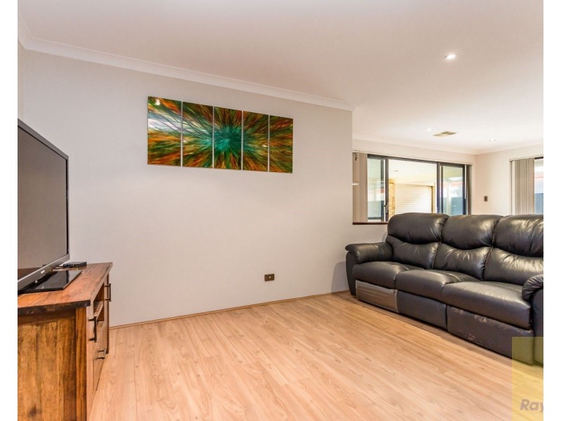 62 Portwine Avenue, Byford WA 6122