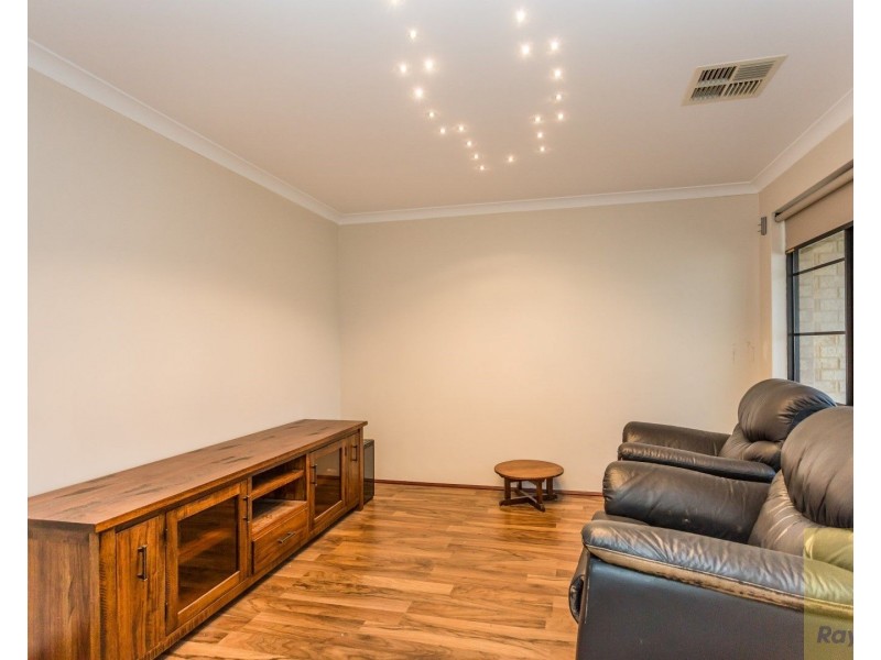 62 Portwine Avenue, Byford WA 6122