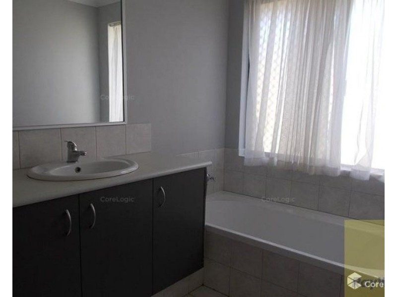 13a Merrifield Avenue, Kelmscott WA 6111