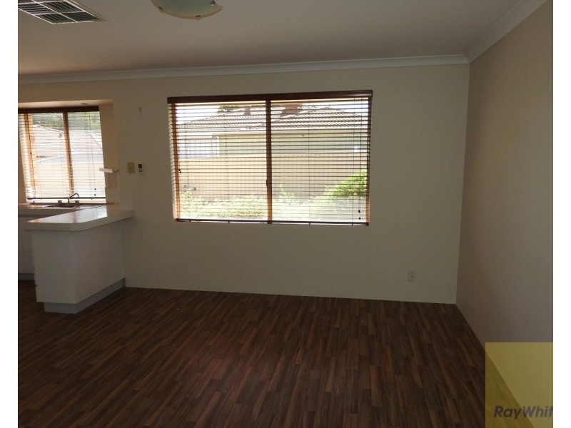 8/76 Owtram Road, Armadale WA 6112