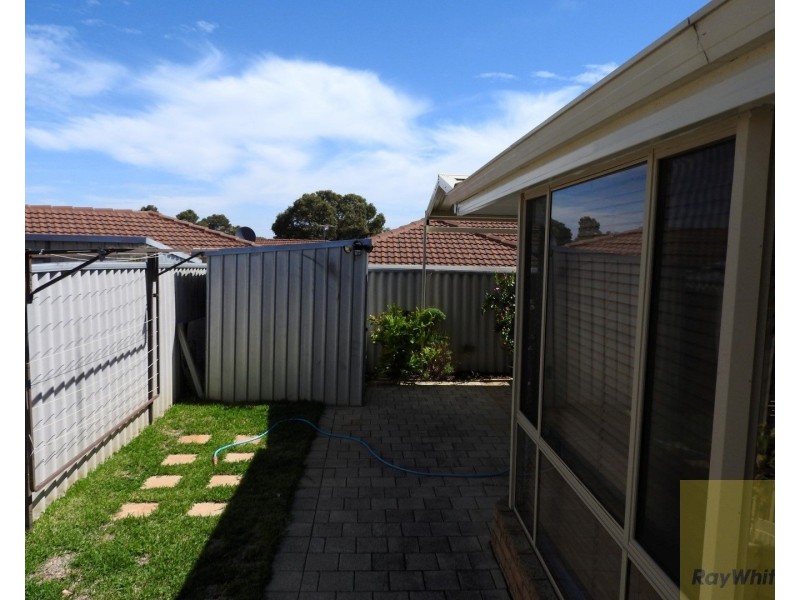 8/76 Owtram Road, Armadale WA 6112