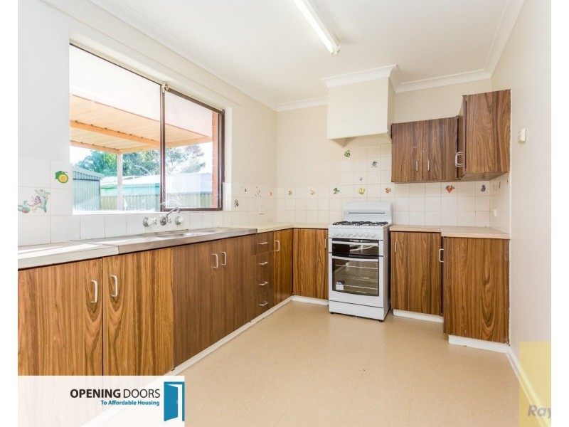 5 Cambell Road, Armadale WA 6112