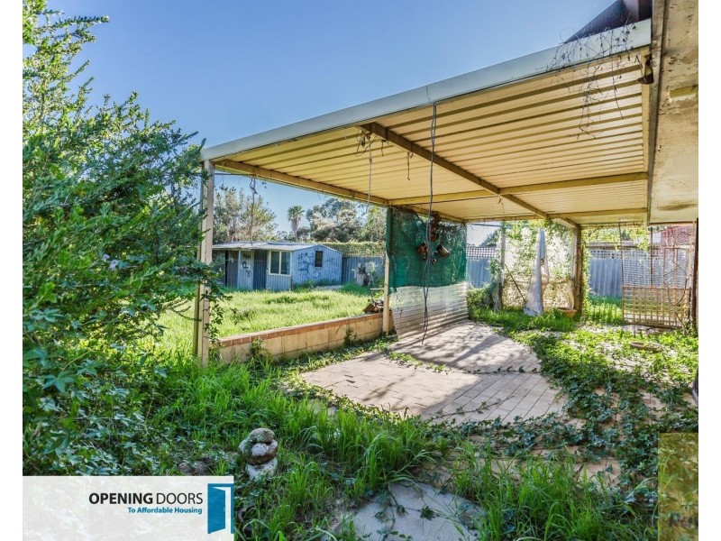 23 Cambell Road, Armadale WA 6112