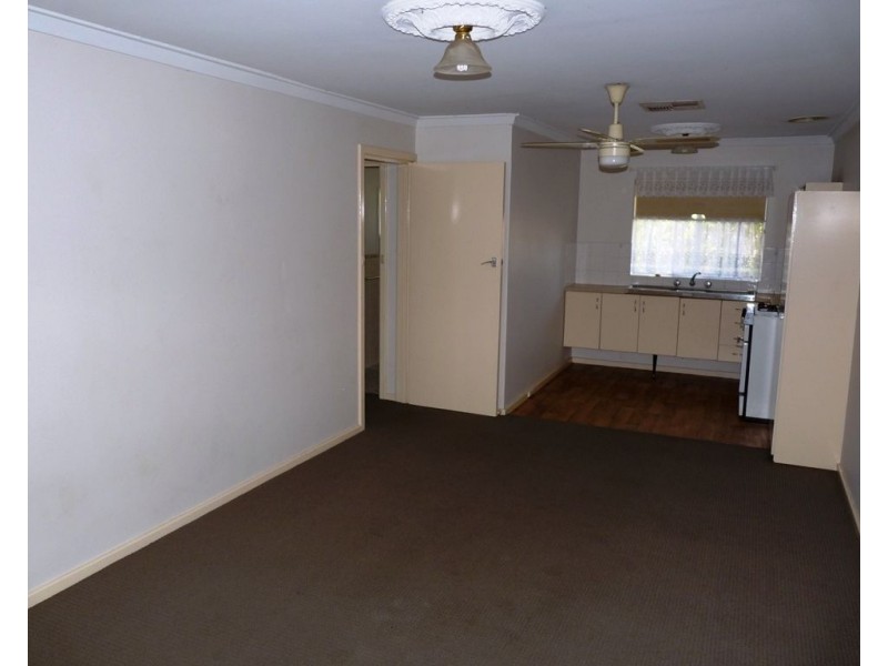 9/6 Astley Street, Gosnells WA 6110