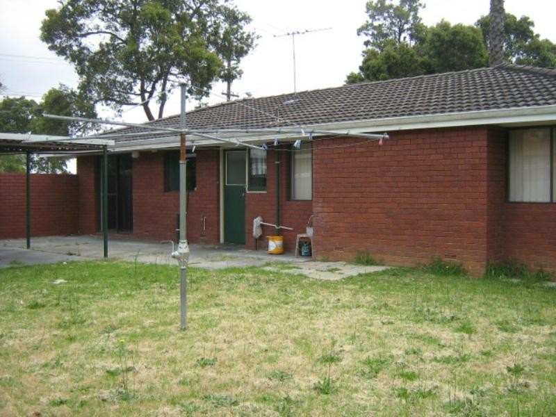 78 Gribble Avenue, Armadale WA 6112