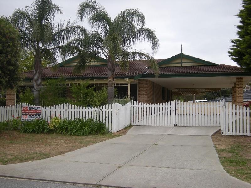 9 Grafham Road, Brookdale WA 6112